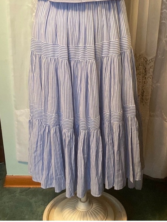 Banana Republic Factory Dresses & Skirts - Banana Republic Factory Flounced Lined Maxi Skirt Sz L NWT